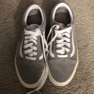 Gently used van sneakers